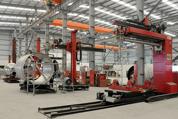 Automatic plasma welding machine