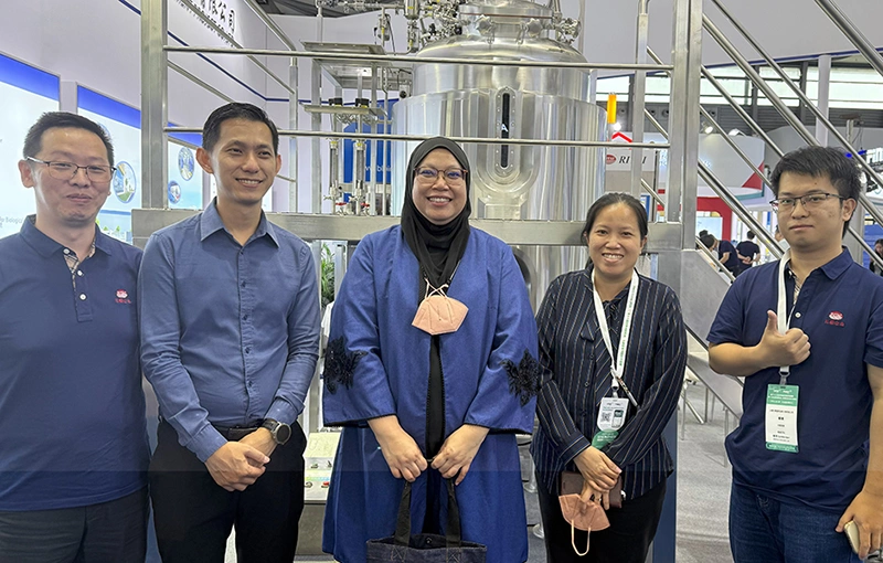 Global Exhibition Experience